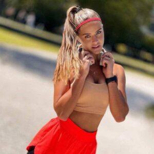 Yalova Neşeli Deli Dolu Escort
